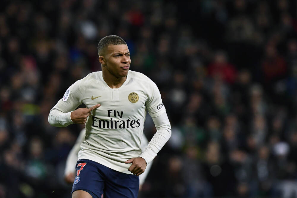 小贾巴里：我在身体打磨和训练方面下苦功 我相信过程和队友